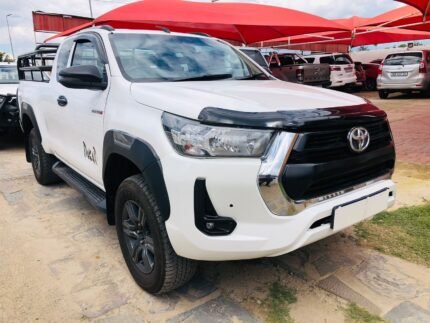 2022 Toyota Hilux 2.4GD-6 Xtra Cab Raider Dakar Edition