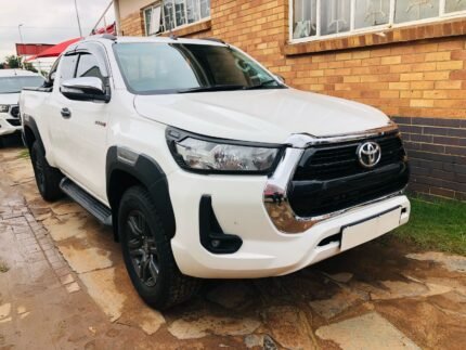 2022 Toyota Hilux 2.4GD-6 Xtra Cab Raider