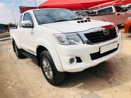 2015 Toyota Hilux 3.0D4D Extra Cab (4x4)