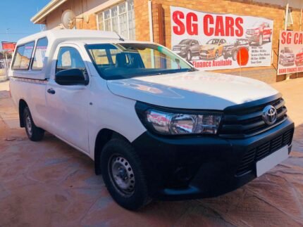 2017  Toyota Hilux 2.0