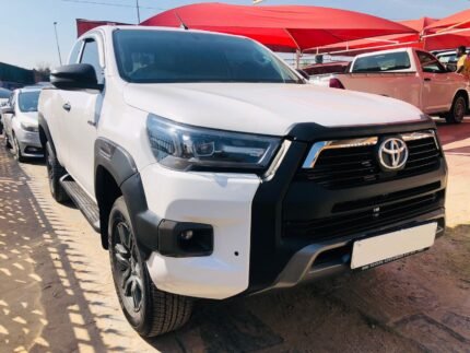 2023 Toyota Hilux 2.4GD-6 Xtra Cab Raider