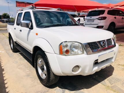 2018 Nissan NP300 Hardbody 2.4 Double Cab 4x4